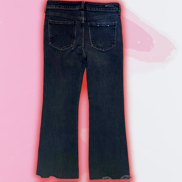 Pilcro Black Weathered ‘High-Rise Flare Jeans’ With Raw Hem Size 27 - Picture 12 of 16